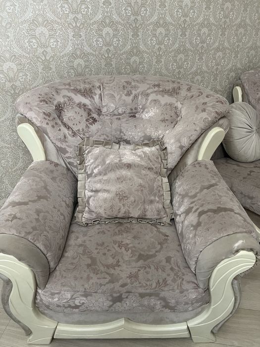 Диван,кресло и трансформер