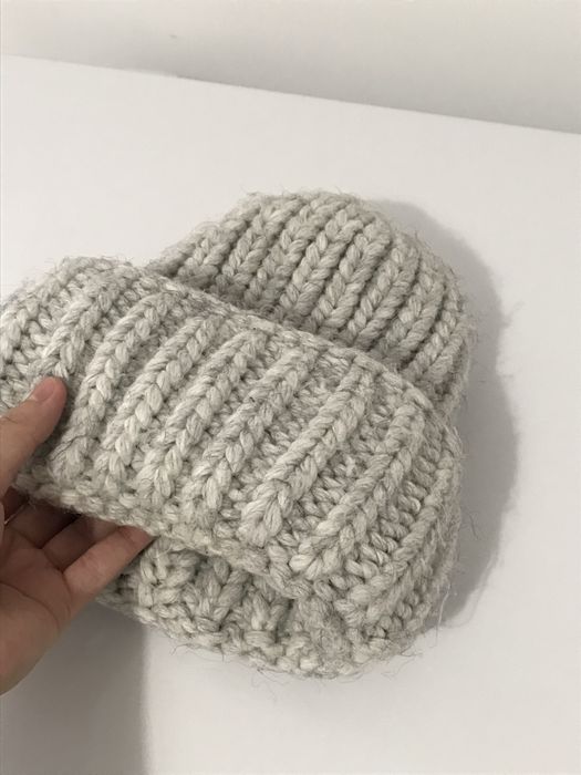 Шапка из шерсти