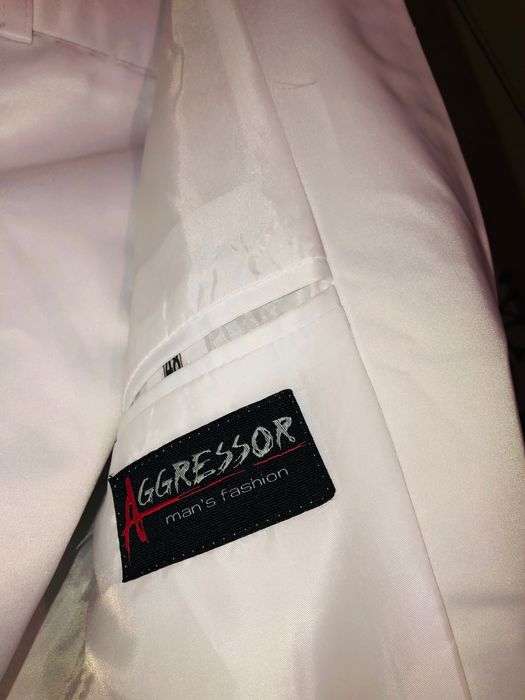 Костюм 3-части, Топ цена 250 лв.