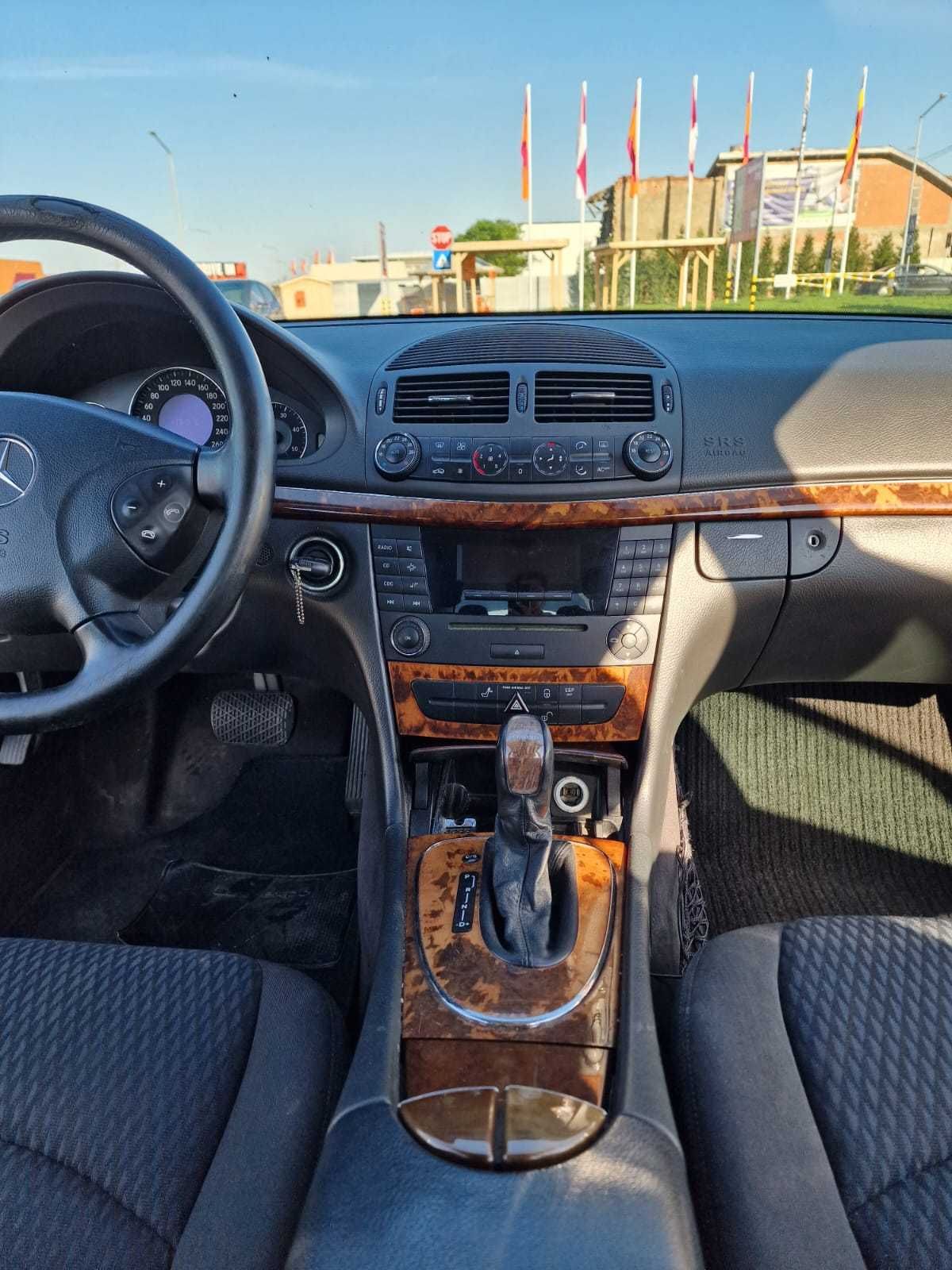 Vand Mercedes Benz E 220CDI- 2004