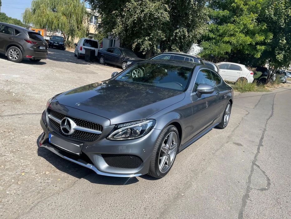 Mercedes-Benz C Mercedes-Benz C 200 AMG Line Exterior 2.0 Benzină * 184 CP