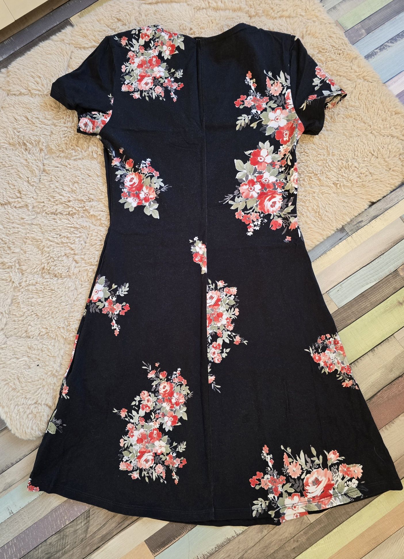 Rochii măsura S (Zara, About you) vascoza