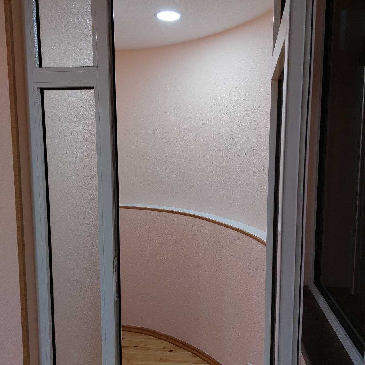 Shahar markazidagi kvartiramni sotaman. Umumiy maydoni 58 m2.