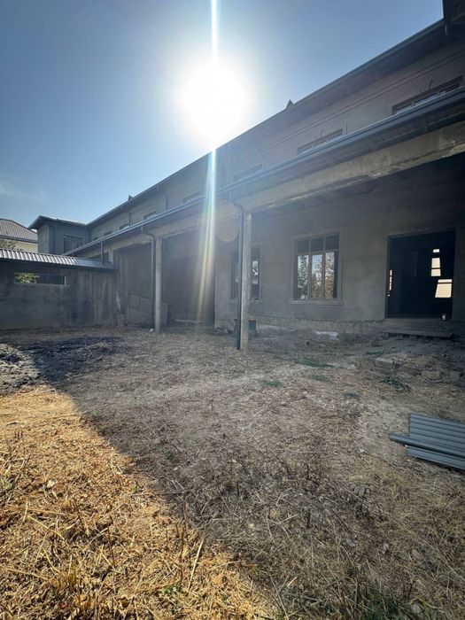 Дом участок коробка Амир Темур махалля