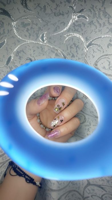 Unghii cu gel semi , pedichiura