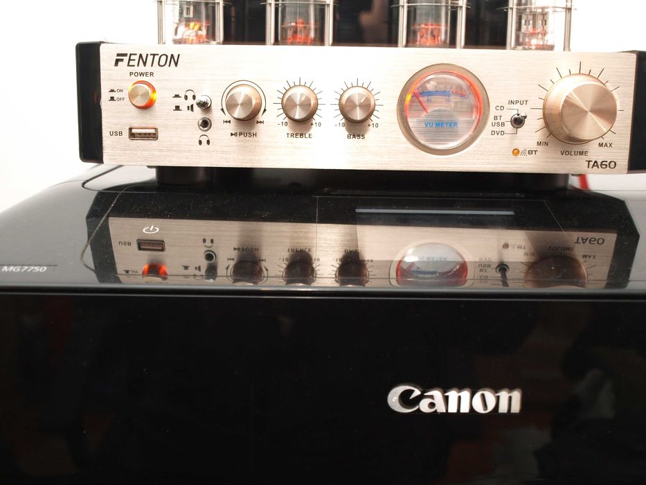 De vanzare amplificator cu tuburi electronice hibrid FENTON