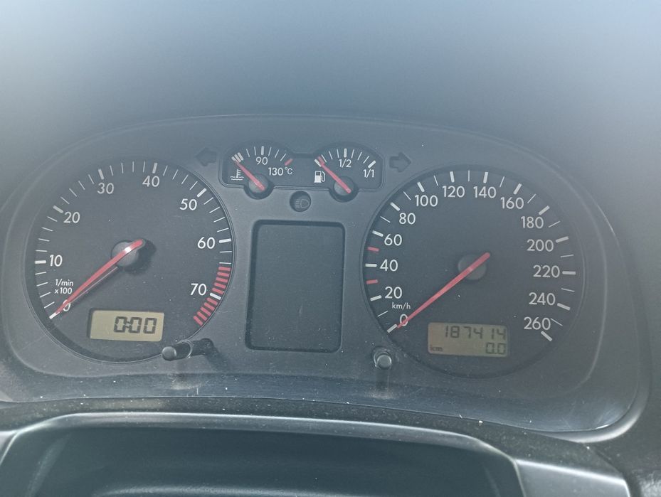 Vw bora 2.0 бензин 115кн