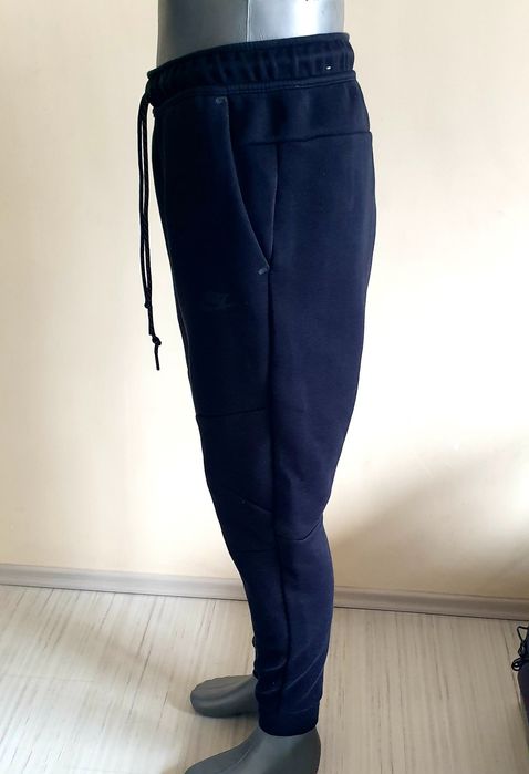 Nike Tech Pant Mens Size M и L НОВО!  ОРИГИНАЛ! Мъжко Долнище!