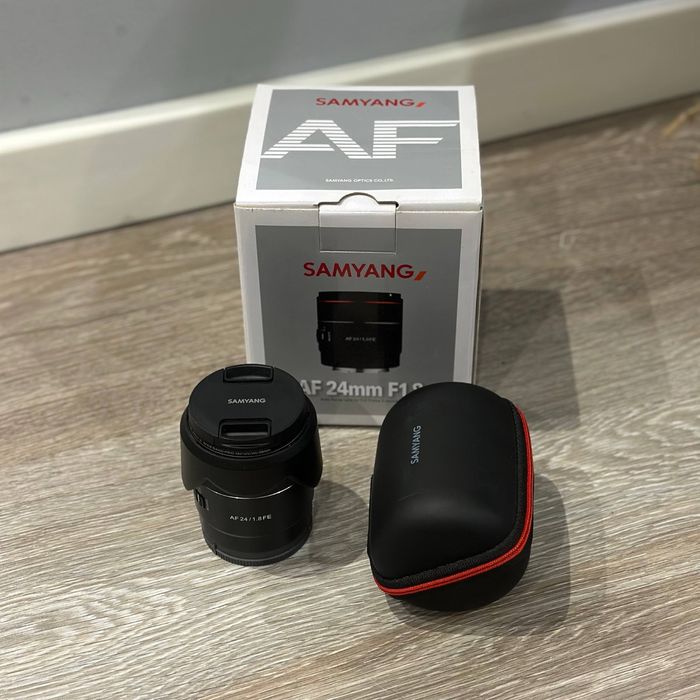 Объектив Samyang AF 24mm f1.8 Sony FE