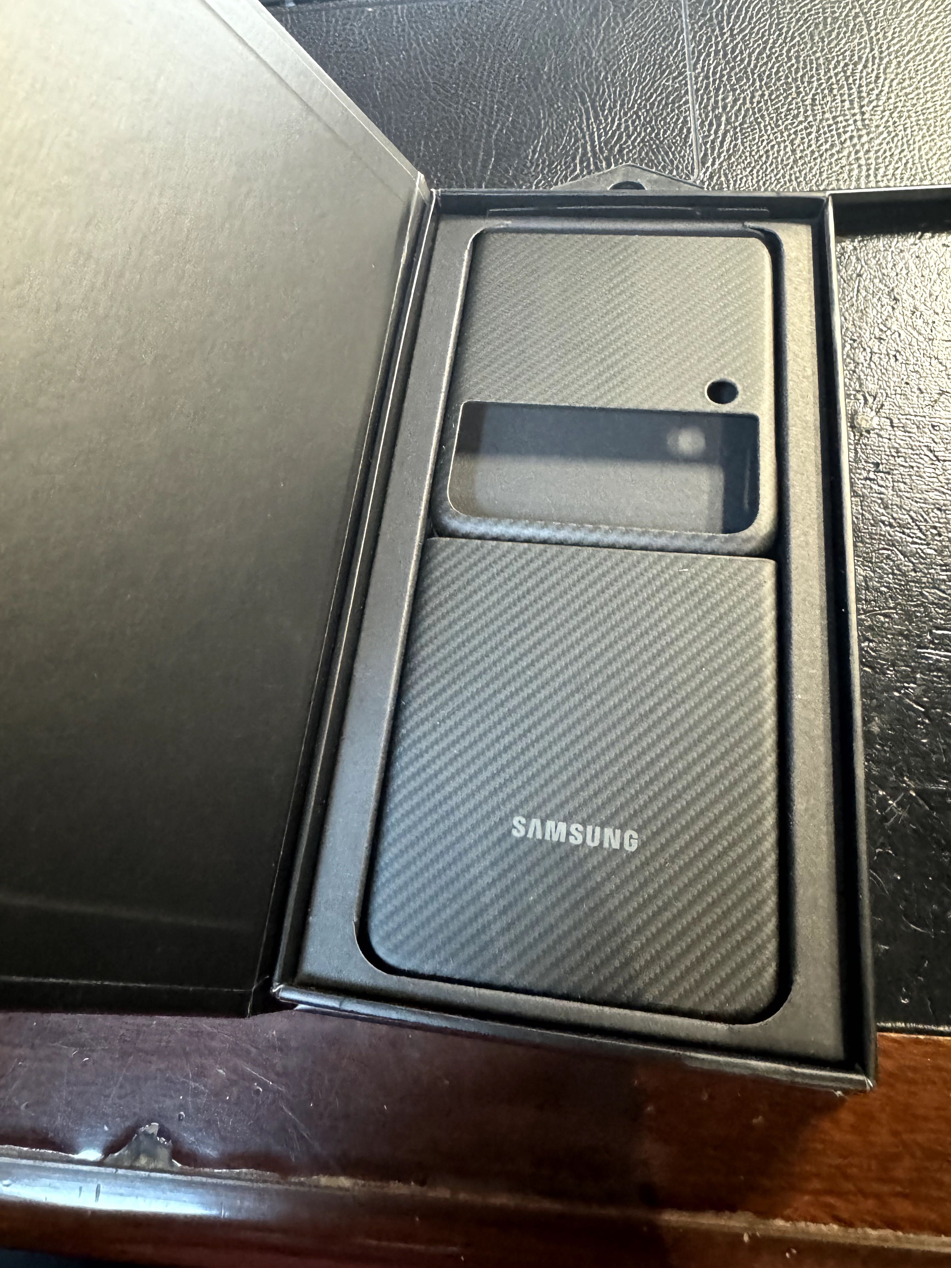 Pitaka Case Iphone 13 Mini / 14 Pro / 15 Pro / 16 Pro / Flip 4