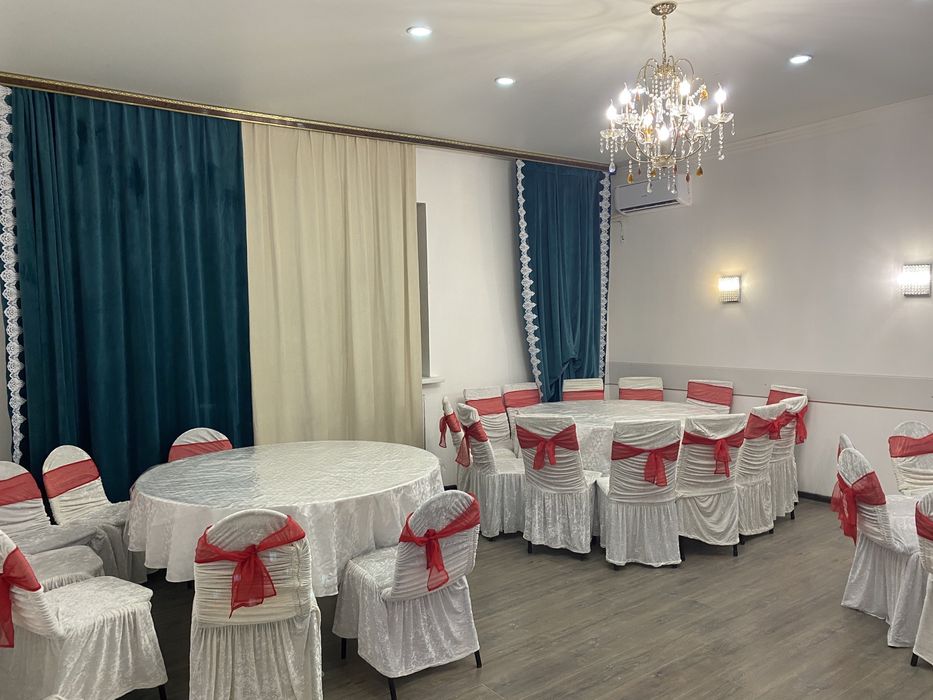 Коттедж посуточно, дом до 70 посадочных мест