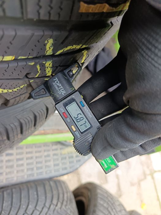 Anvelope MS iarna 225 50 17 hankook 2022 5.8mm