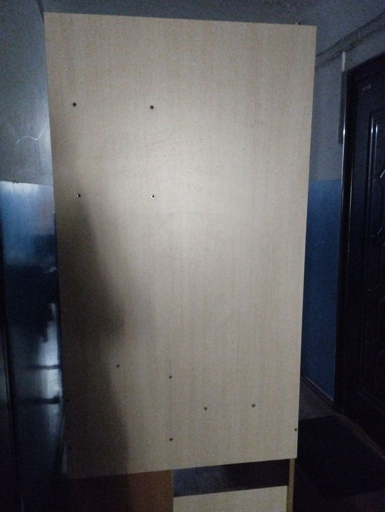 Шкаф в идеальном состоянии