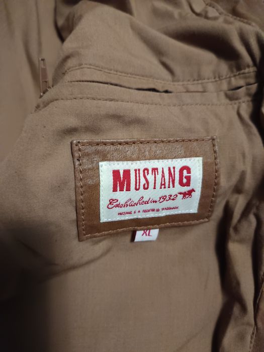 Geacă din piele Mustang