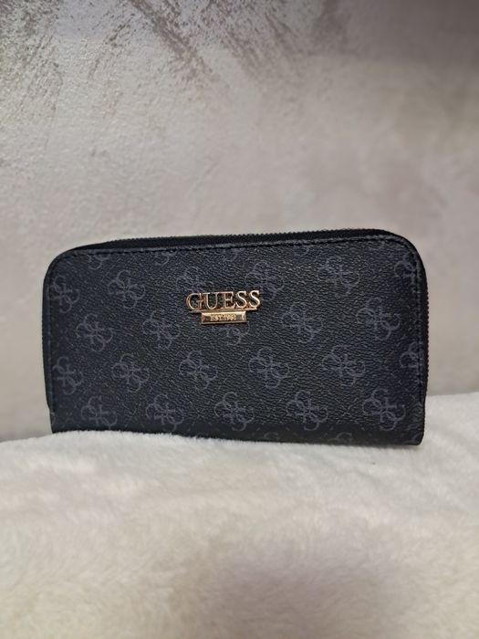 Portofel Guess de dama