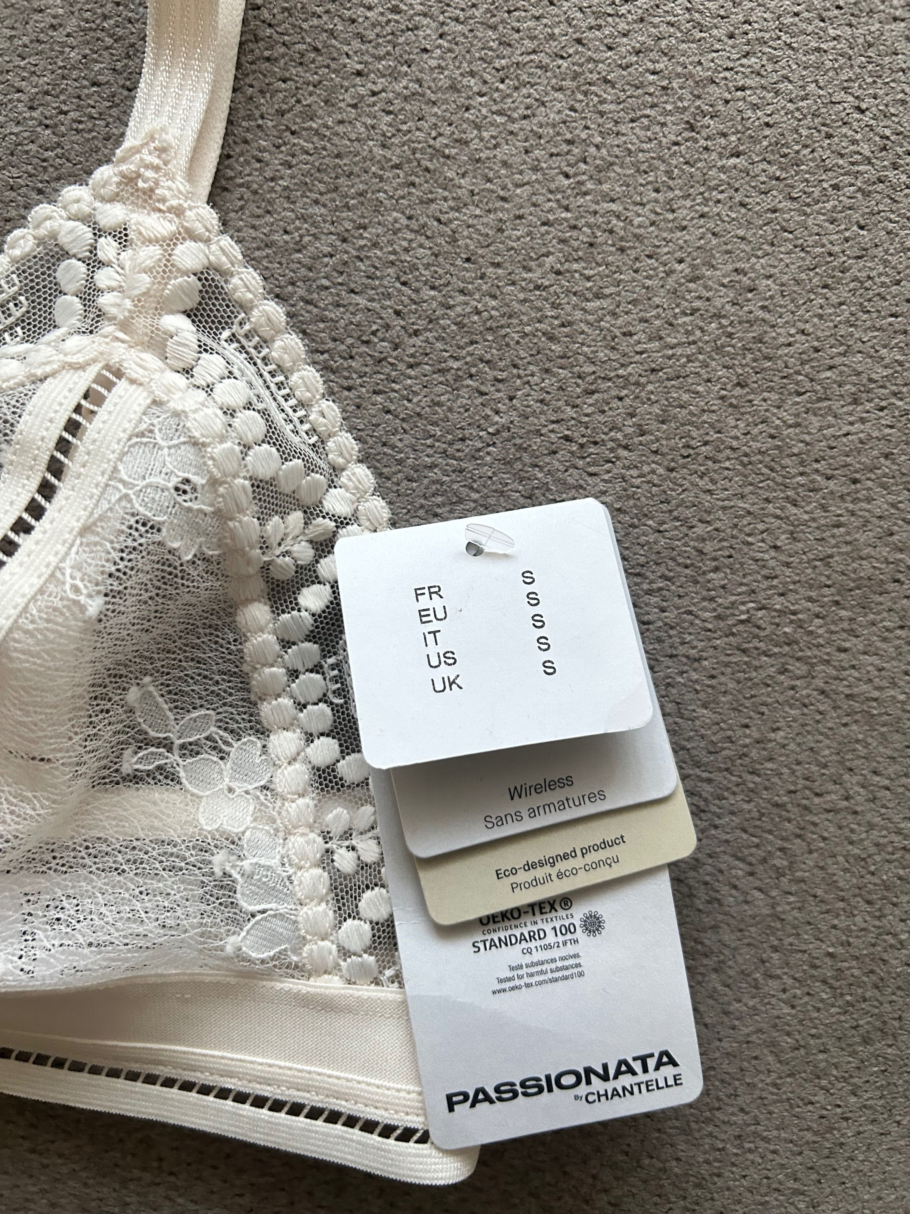 Сутиени Calvin Klein, Juice Couture,