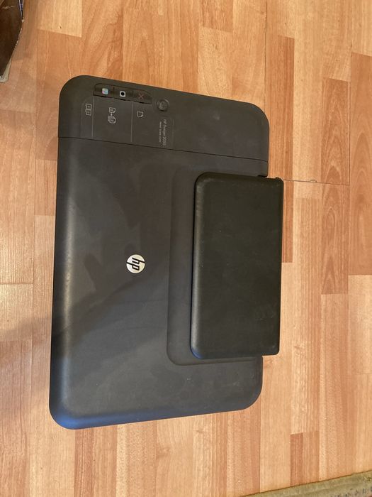 принтер цветной HP