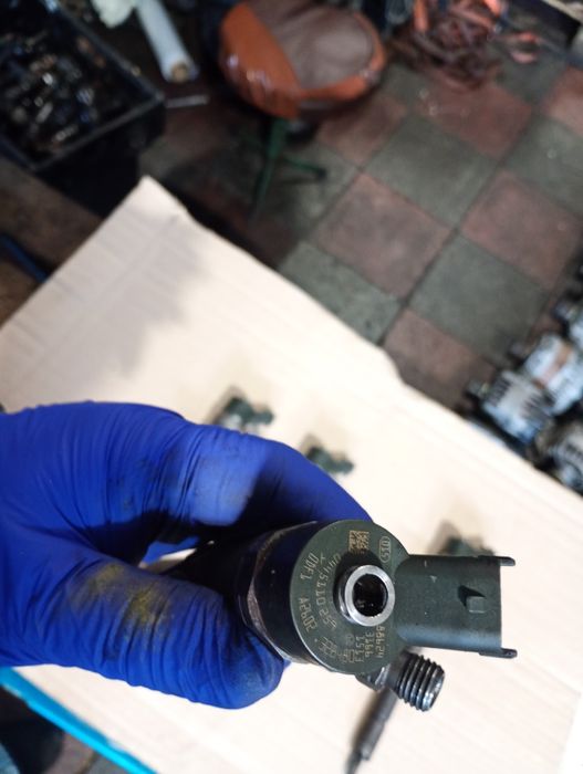 Injector injectoare ford focus c max 1.6tdci cod 0445110259 peugeot