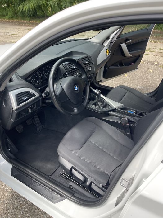 BMW Seria 1 F20 116i 2012