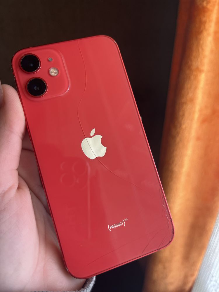 IPhone 12 mini red