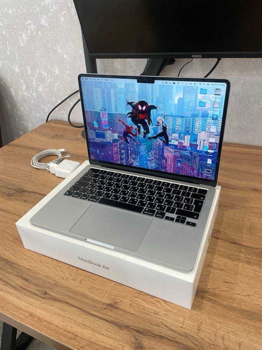 Продаю MacBook Air M3 (2024) — 13 дюймов, 16GB RAM, 256GB SSD