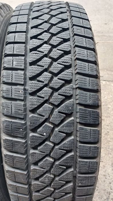 Зимни гуми 195/65/16 C Bridgestone Blizzak W810 2  броя