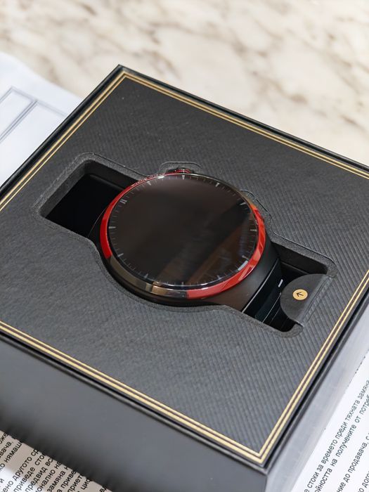 Huawei Watch 4 Pro Space Edition! Като Нов! Гаранция Yettel 2026 г.