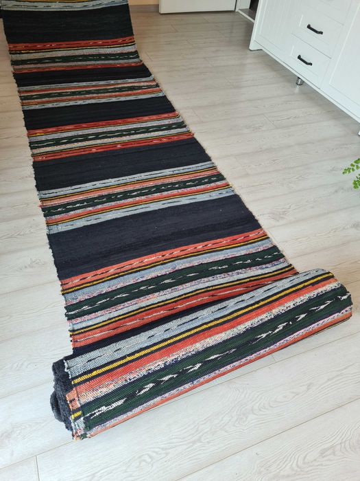 Ръчно тъкана битова черга