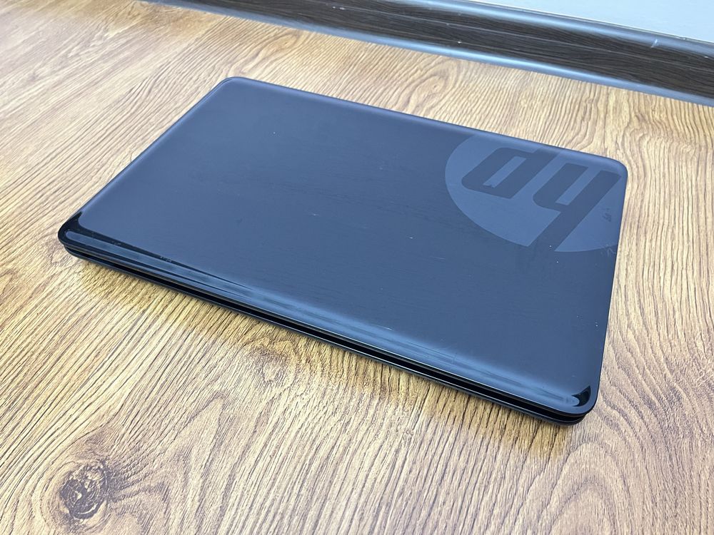 Ноутбук Hp 2000 с гарантией