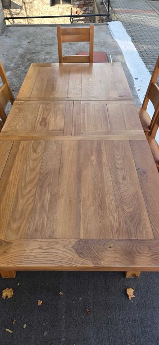 Масивна дъбовa  маса  за хранене с 8 столa