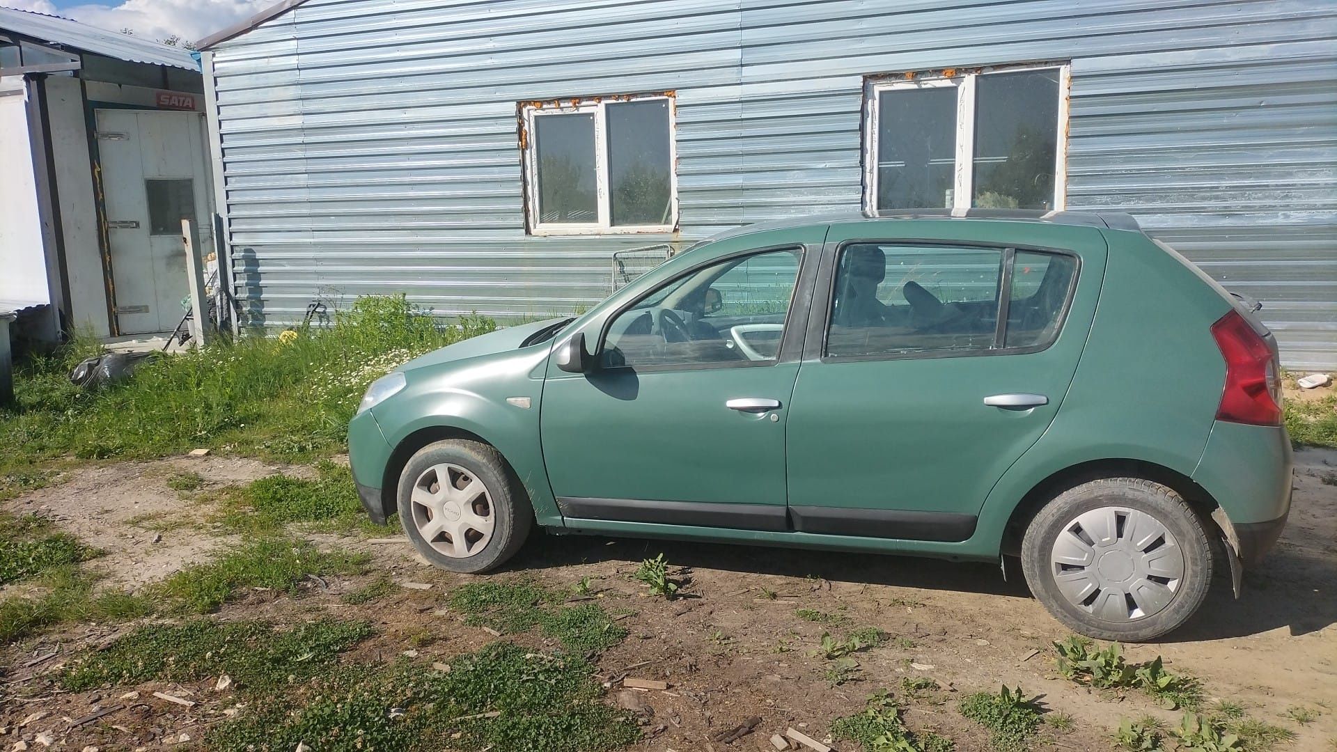 Sandero 1.4 gpl 340 000 km 1700 euro