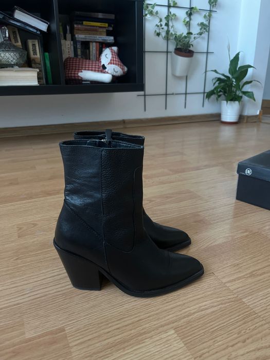 Ciocate Mango marimea 36