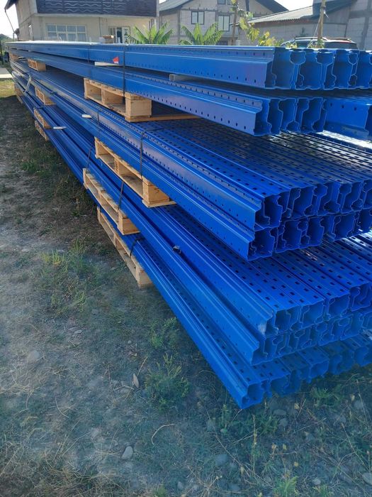 vand rafturi metalice industriale noi sau second-hand