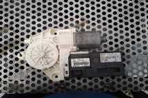 Motoras macara geam fata stanga 0130822330 Renault Laguna 3  [din 200