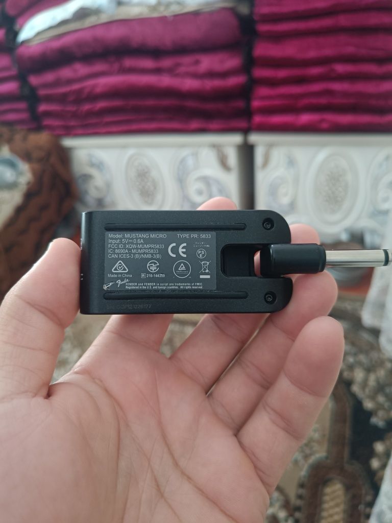 FENDER MUSTANG MICRO гитарный усилитель