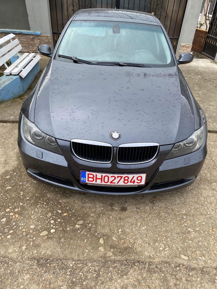 Vand bmw 320D  facelift sau schimb