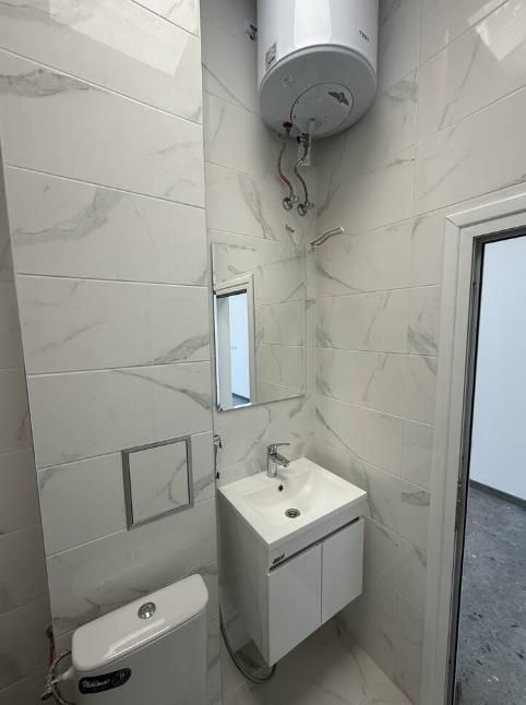 Дава се под наем Магазин в Пловдив, Христо Смирненски - 48 кв.м за 400 € - Снимка #4