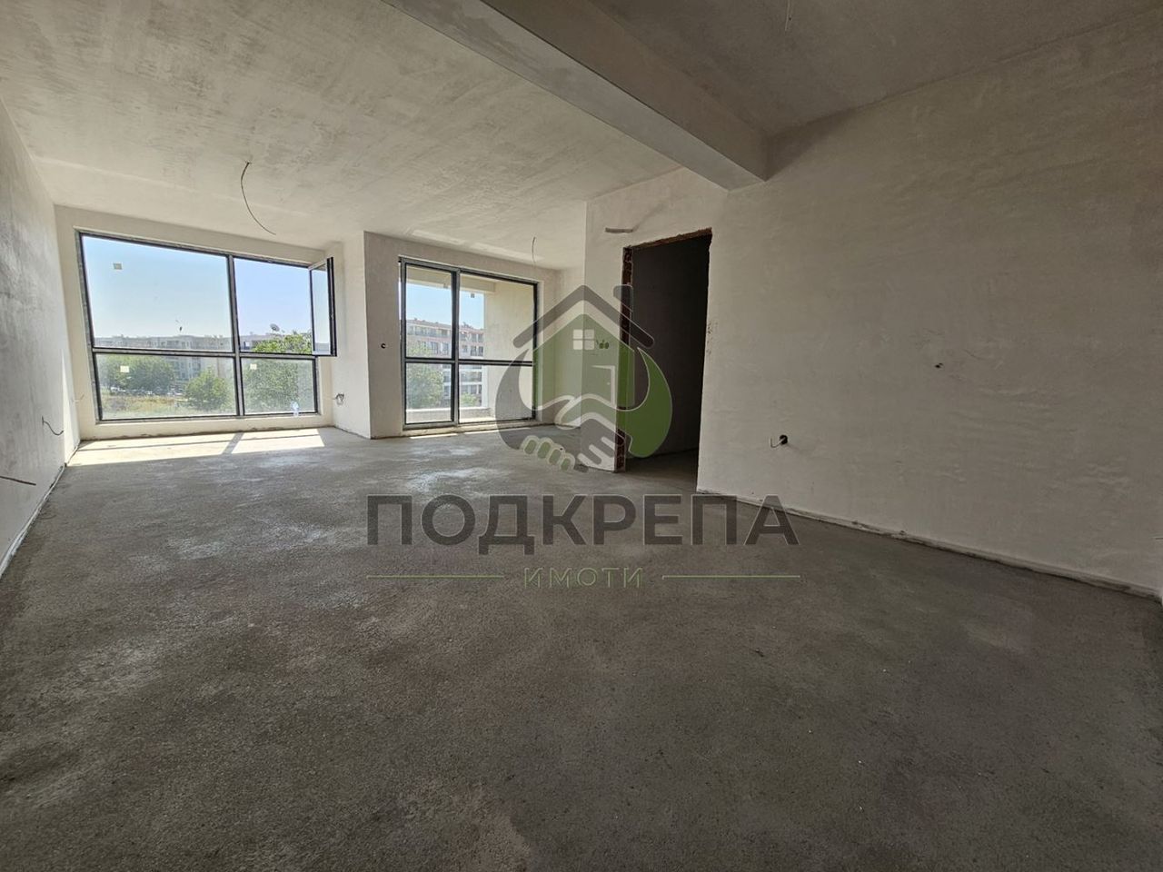 Продава се Тристаен апартамент в Пловдив, Кършияка - 104 кв.м за 1390 €/кв.м - Снимка #3
