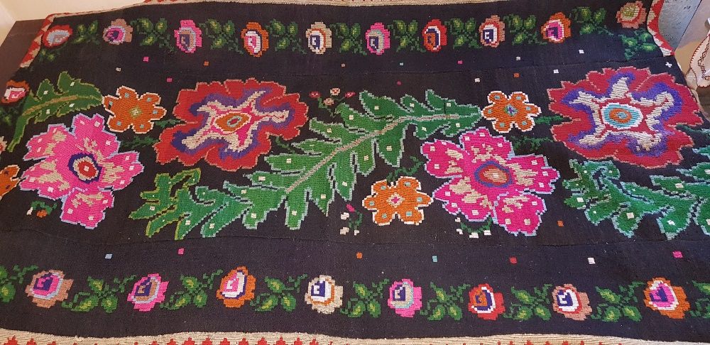 macat lana ( covertura, patura, covor)