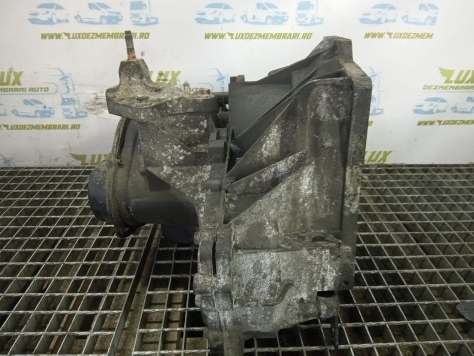 Cutie de viteze manuala  5 trepte 1.4 tdci 2n1r-7f096-ab Ford Fiesta