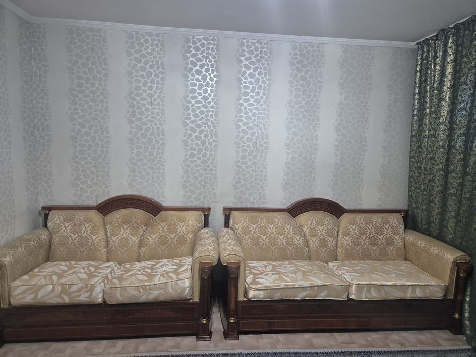 Продам диван тройка