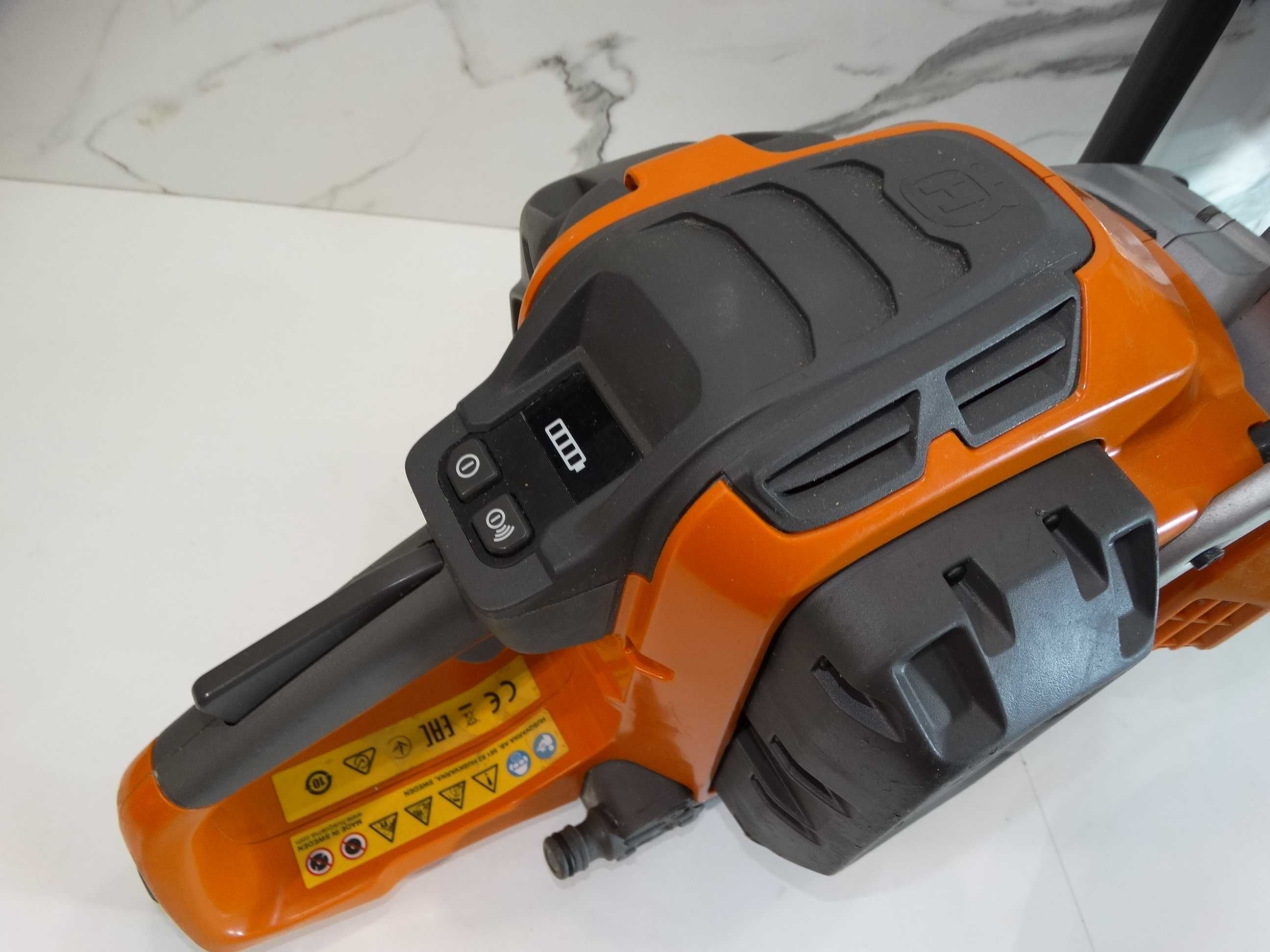 Husqvarna K1 PACE + 8.0 Ah - Дискова резачка / фугорез