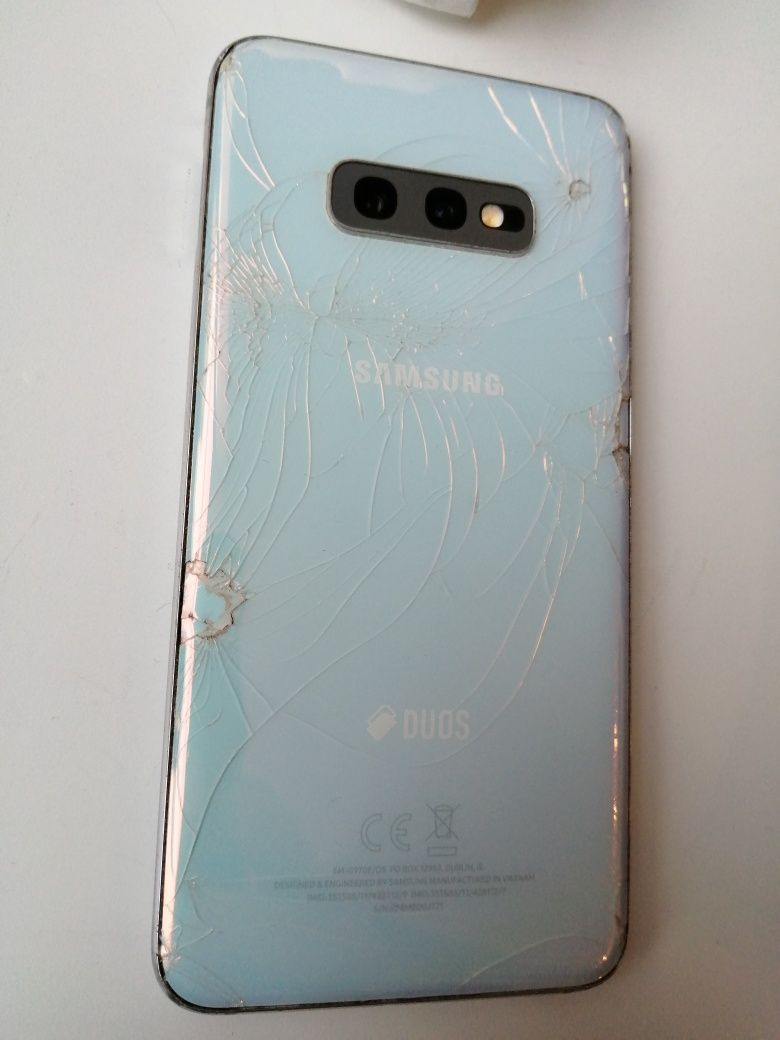 Samsung Galaxy S10E Display Defecte Spart