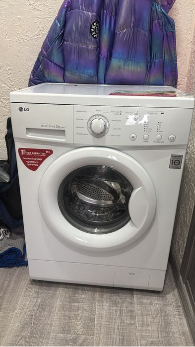 Продаю стиральную машину б/у марки LG