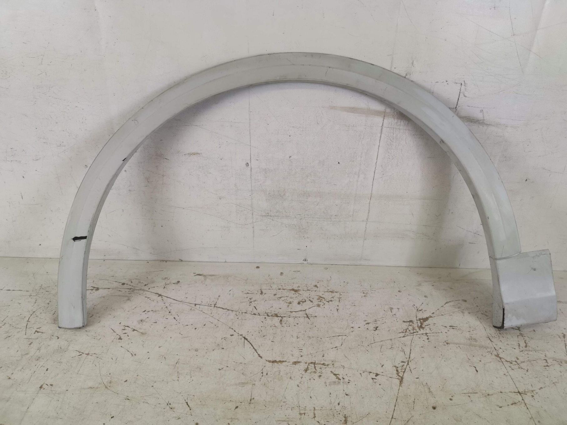 Bandou Aripa Overfender Stanga Fata Audi Q8 1 [2018 - 2022] Original In Stare Buna
