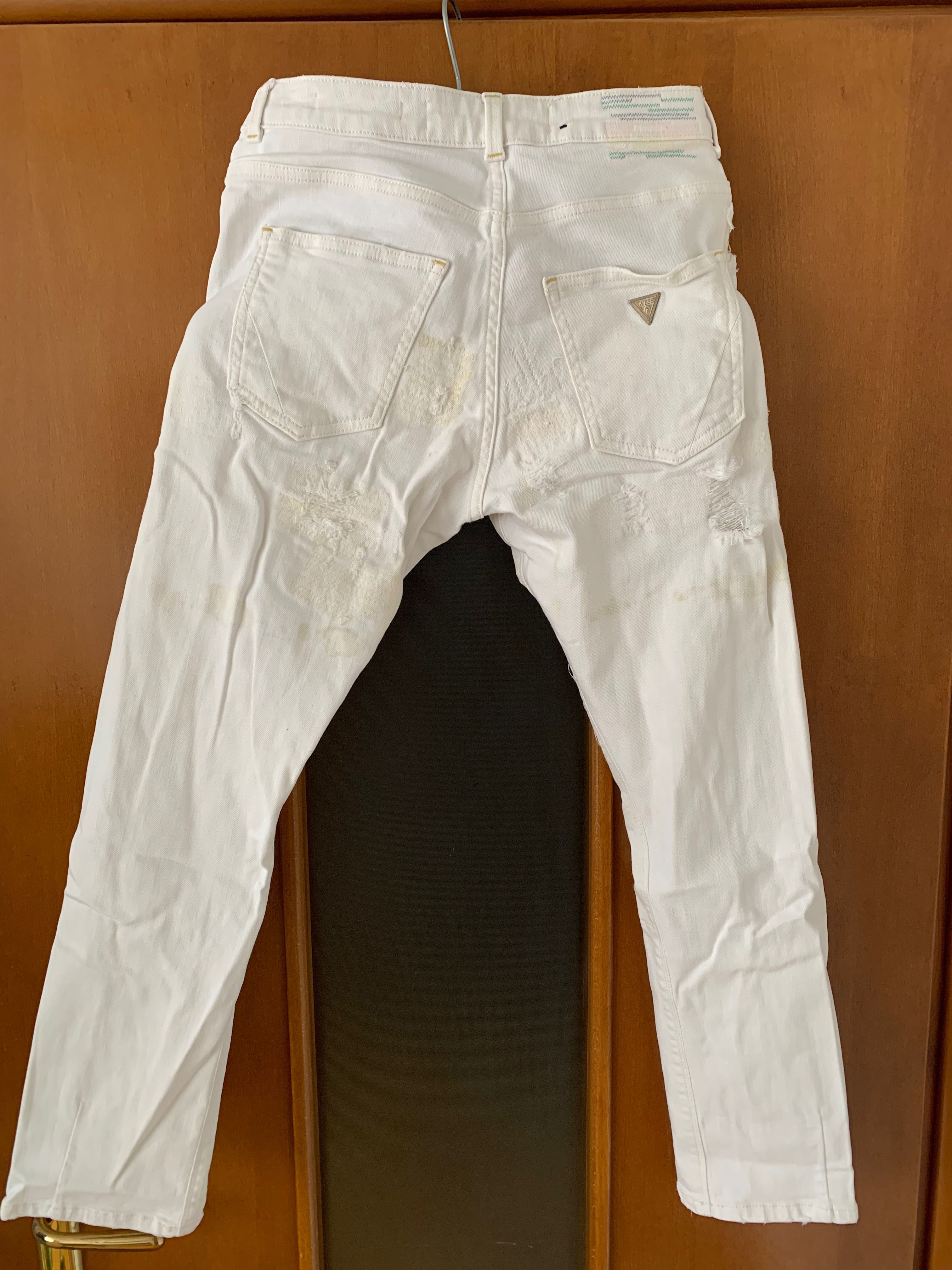 Дънки GUESS  бели