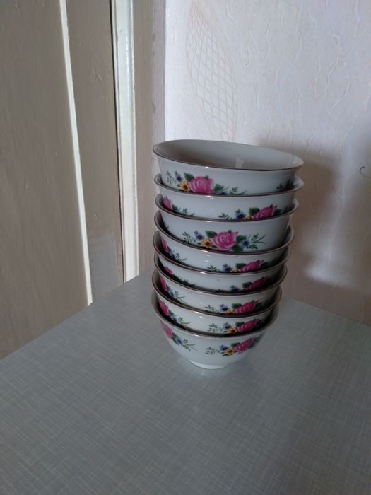 Продам пиалы фарфоровые.