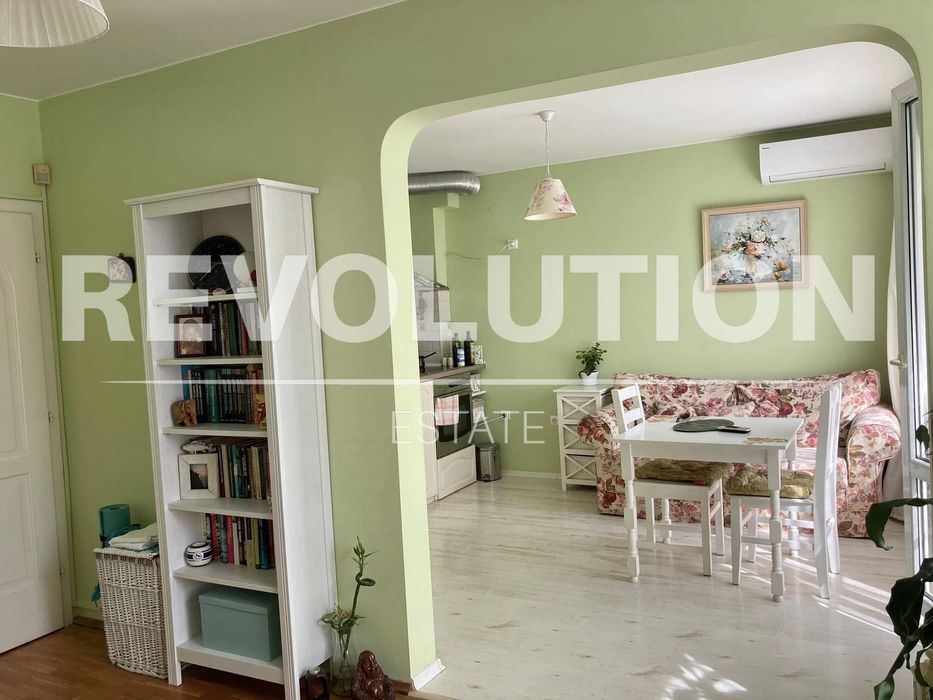 Дава се под наем Двустаен апартамент в Варна, Зимно кино Тракия - 60 кв.м за 375 € - Снимка #1