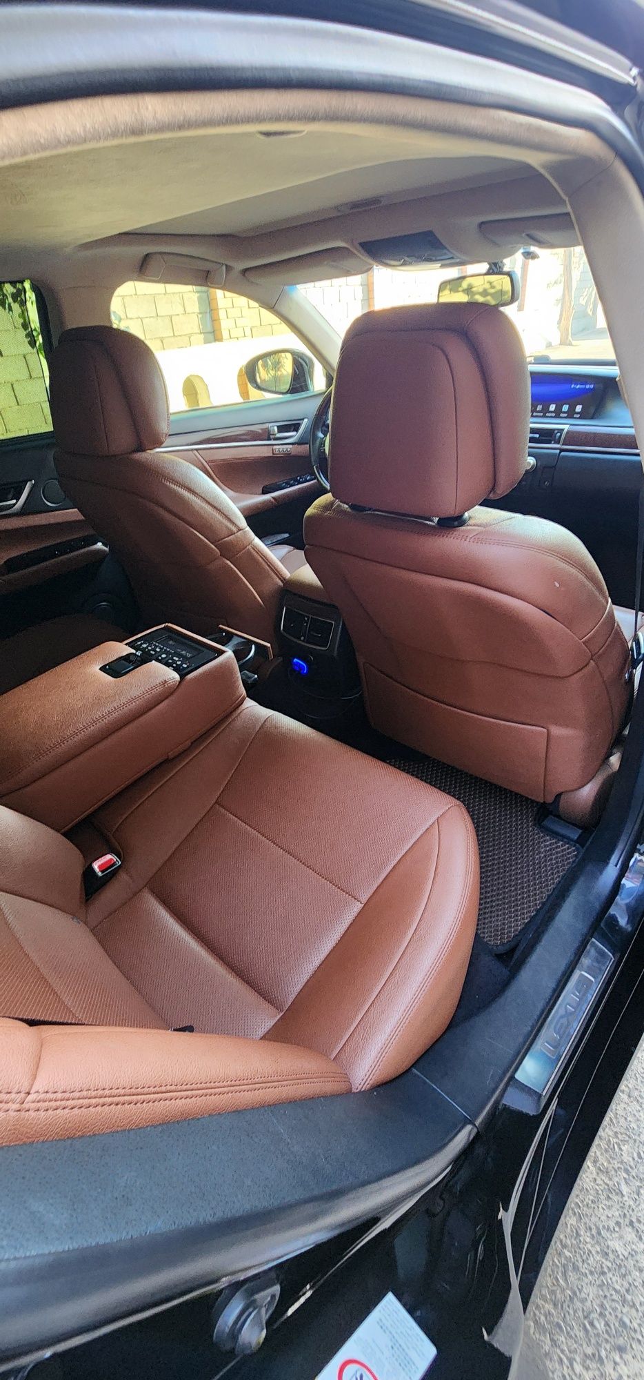 Продаю свой  Lexus Gs 350.