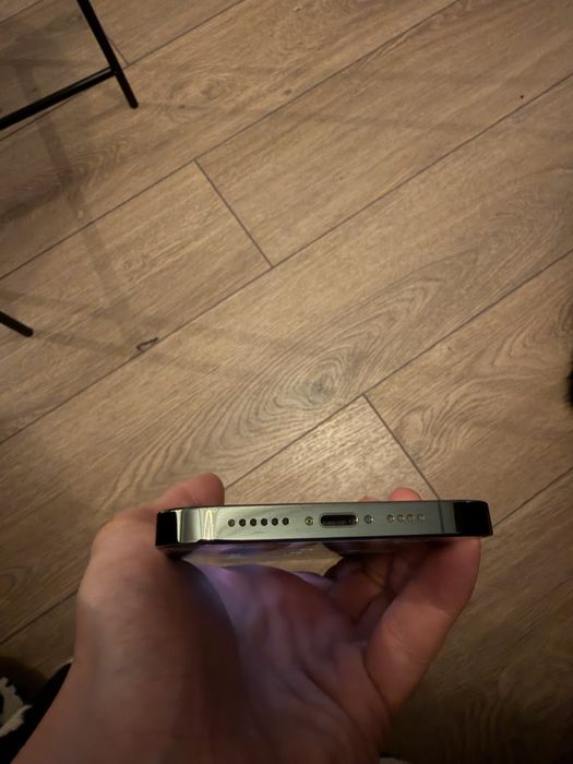 Iphone 13 pro max green